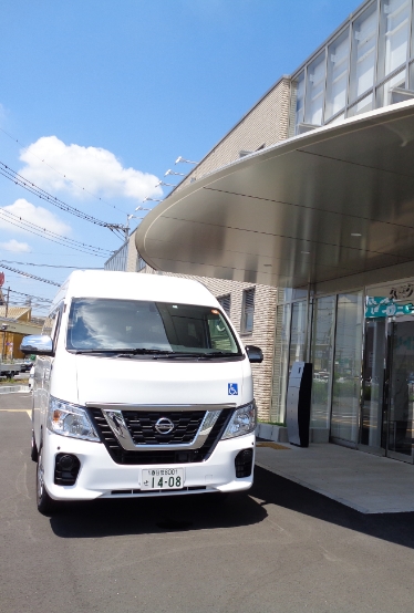 透析の患者さんの無料送迎サービス